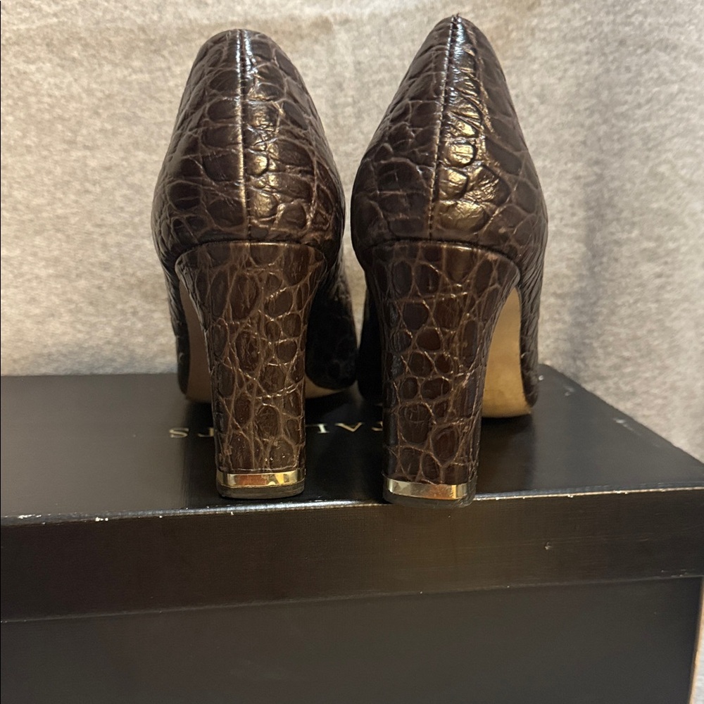 Talbots Chocolate Croc-Patterned Heels - Picture 3 of 7